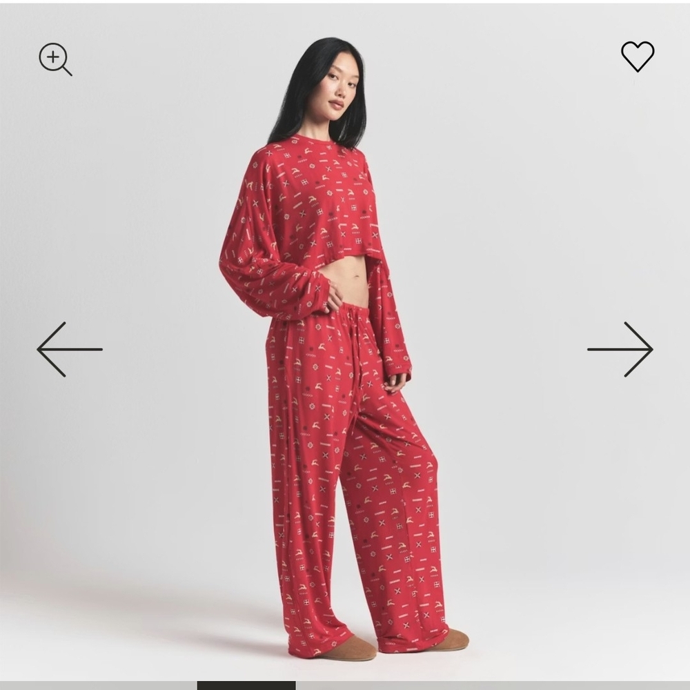 SKIMS Cropped Long Sleeved Holiday Cranberry Pajama Set - Picture 2 of 11